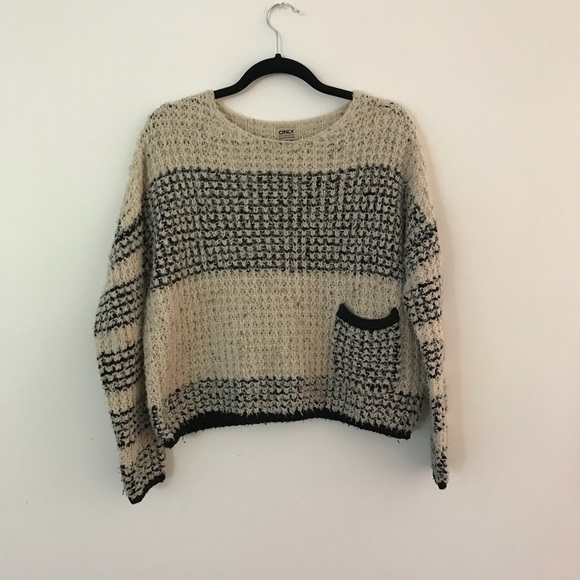 Only Sweater - Picture 2 of 5